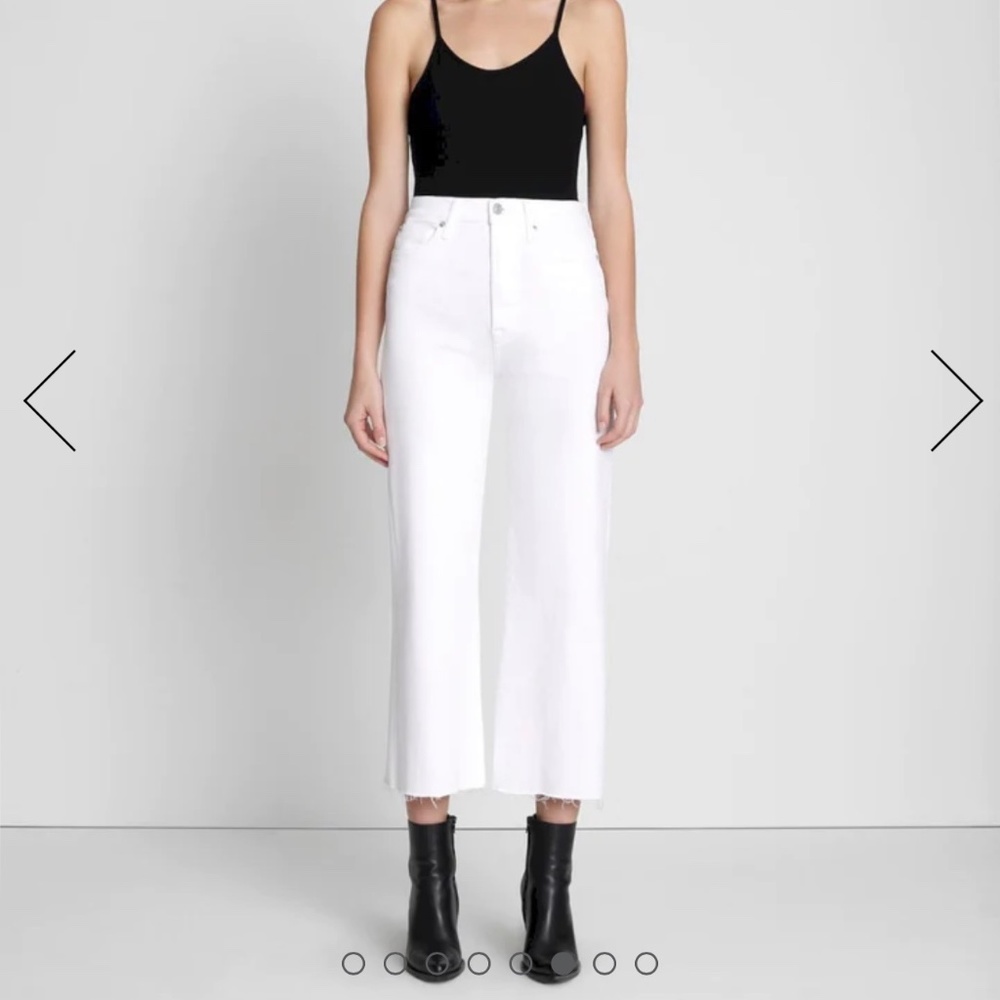 NWT 7 For All Mankind- Luxe Vintage Ultra High RiseCropped Jo White Jeans- 32